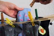 Wäsche aufhängen - Socken